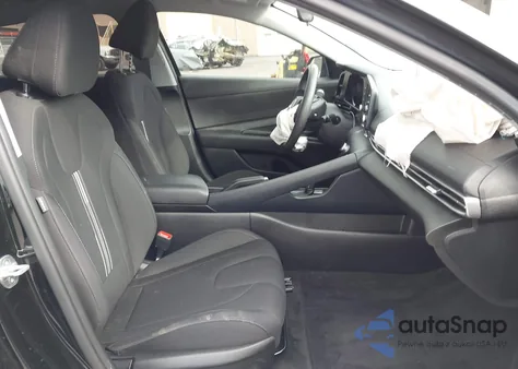 2022 Hyundai Elantra Sel from USA, damaged, VIN 5NPLM4AG9NH070708